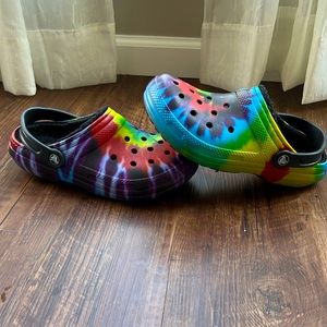 Classic Tie-Dye Lined Crocs (Fuzzy)
